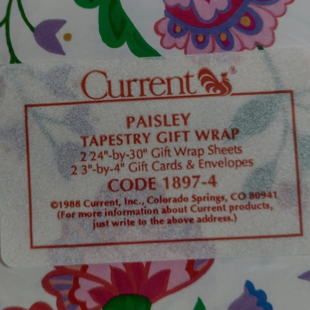 Vintage Set Of 4 Gift Wrap Colorful , Floral Festive